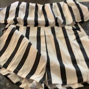 Short set off shoulder